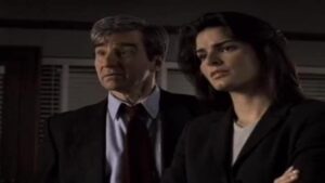 Смотреть на Лордфильм 2.0 Сериал Закон и порядок 1990