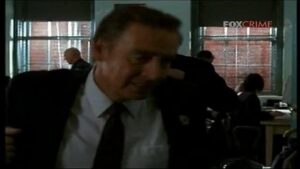 Смотреть на Лордфильм 2.0 Сериал Закон и порядок 1990