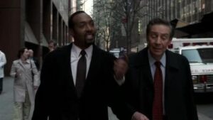 Смотреть на Лордфильм 2.0 Сериал Закон и порядок 1990