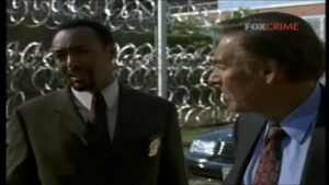 Смотреть на Лордфильм 2.0 Сериал Закон и порядок 1990