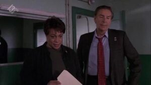 Смотреть на Лордфильм 2.0 Сериал Закон и порядок 1990