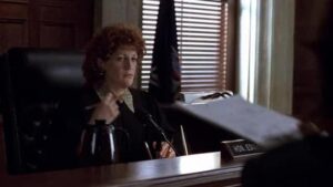 Смотреть на Лордфильм 2.0 Сериал Закон и порядок 1990