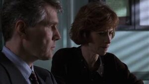 Смотреть на Лордфильм 2.0 Сериал Закон и порядок 1990
